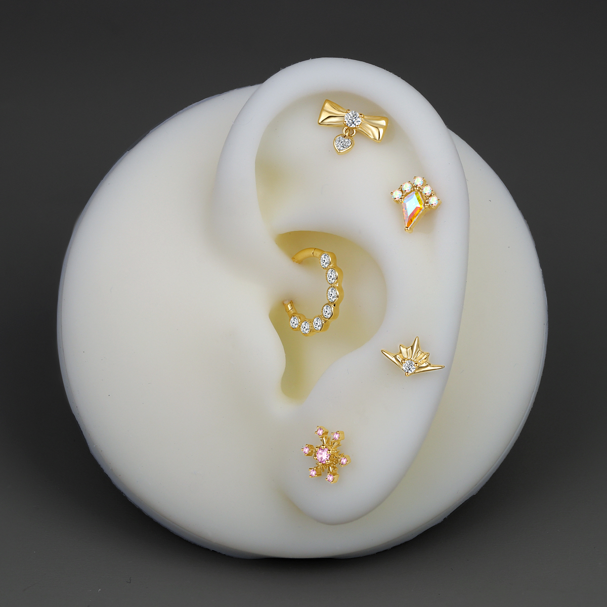 14K Solid Gold Kite shaped Threadless tops Piercing Jewelry 