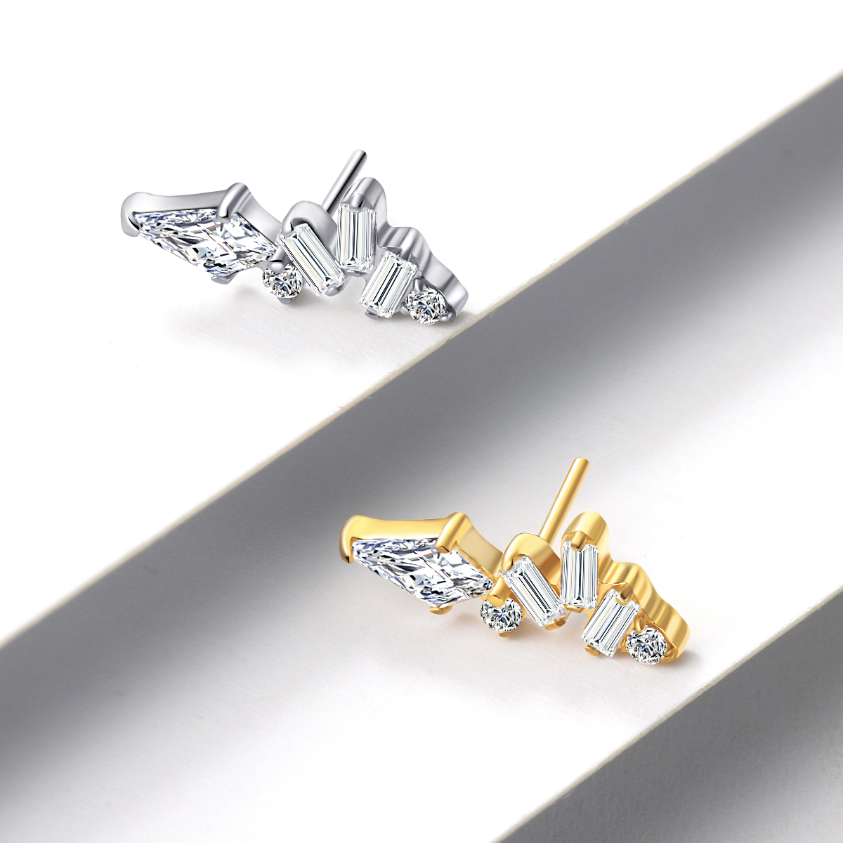 ASTM F136 Titanium Zircon Cluster Threadless Top